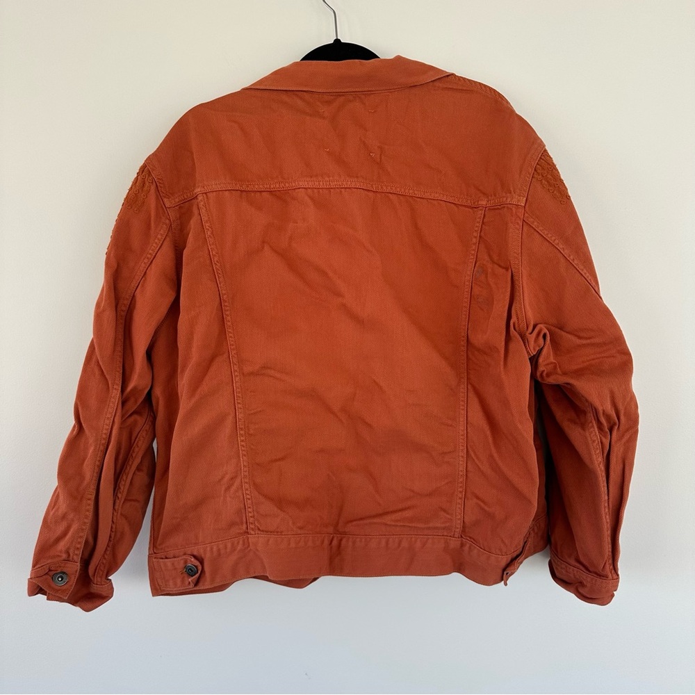 Levi Strauss Burnt Orange Denim Jacket with Embroidered Shoulder Detail Size L - Picture 8 of 8